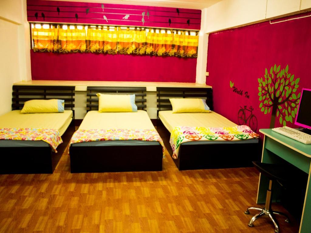 Walkinn Guesthouse 1 Chiang Mai Quarto foto